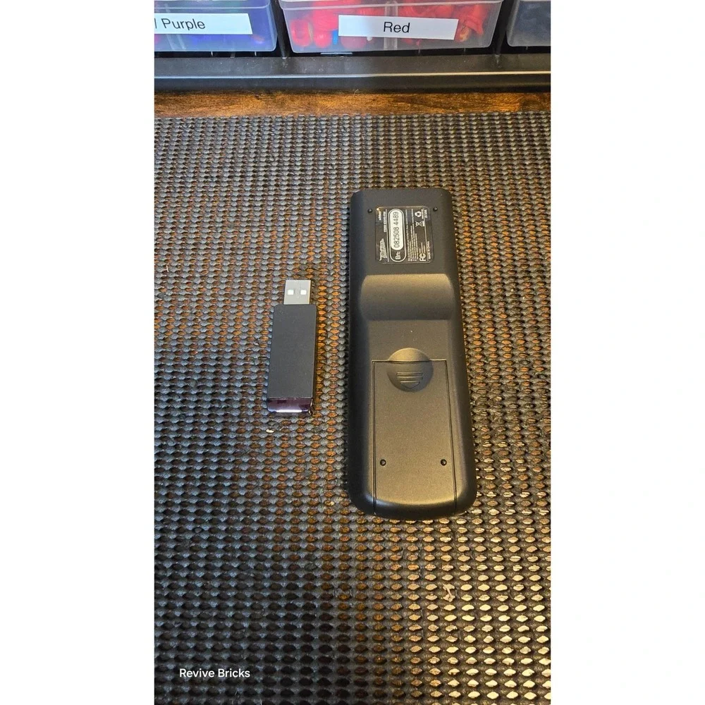 Nyko BluWave 83040-F09 Infrared Remote Control for PlayStation 3 W Dongle Tested